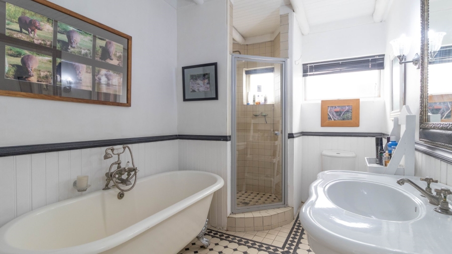 5 Bedroom Property for Sale in Paternoster Western Cape